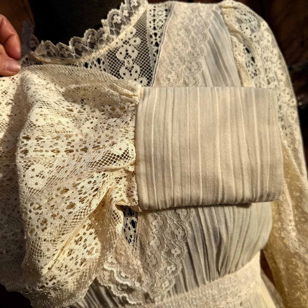 Ethereal ivory prairie/boho maxi dress π€ - Picture 8 of 13